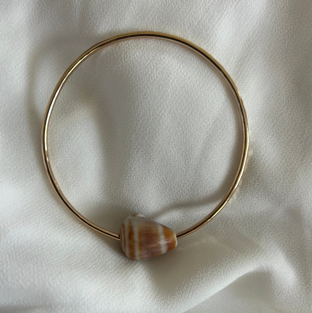 7.5” Chocolate cone shell bangle